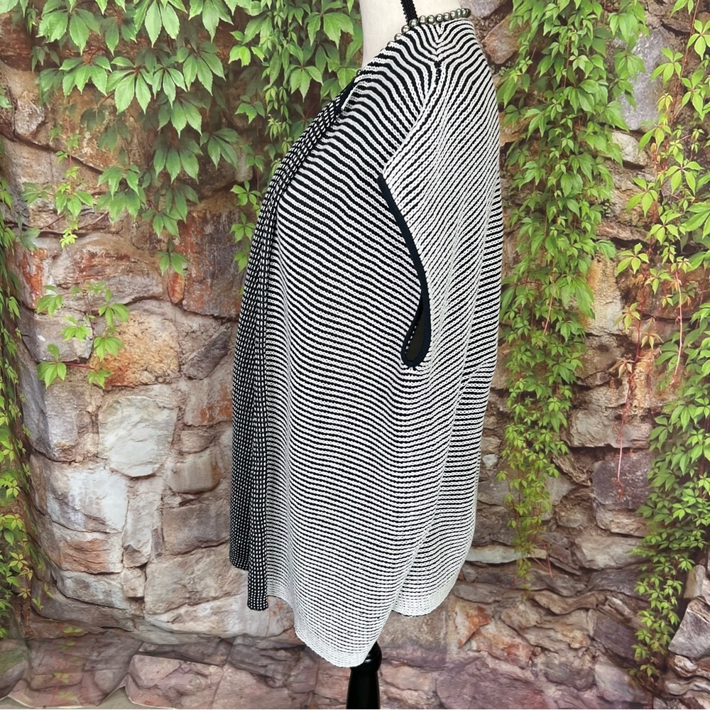LAFAYETTE 148 NEW YORK Quiet Luxury Black and White Open Cardigan, M/L - Picture 4 of 11
